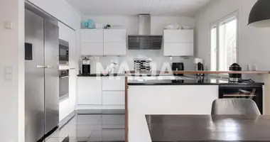 4 bedroom house in Helsinki sub-region, Finland