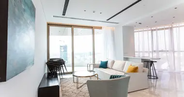 Apartamento 4 habitaciones en Nicosia, Chipre