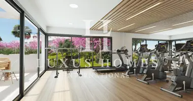 2 bedroom apartment in Estepona, Spain