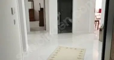 Wohnung 4 zimmer in Camlik Caddesi, Türkei
