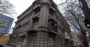 5 room apartment in Odesa, Ukraine