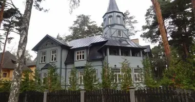 8 room house in Jurmala, Latvia