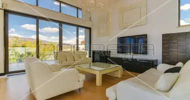 Casa 6 habitaciones en Zagreb, Croacia