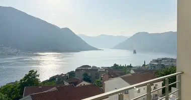 Wohnung 3 zimmer in Dobrota, Montenegro