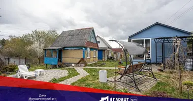Casa en Krasnienski sielski Saviet, Belarús