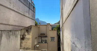 Investment 382 m² in Regiao Geografica Imediata do Rio de Janeiro, Brazil