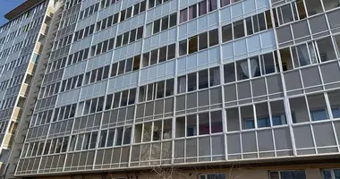 Apartamento 3 habitaciones en Minsk, Belarús