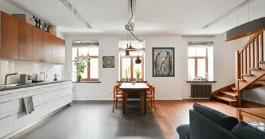 Mieszkanie 5 pokojów w Ryga, Łotwa