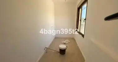 Apartamento 4 habitaciones en Mijas, Španjolska