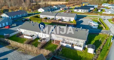 Apartamento 2 habitaciones en Metsakyla, Finlandia