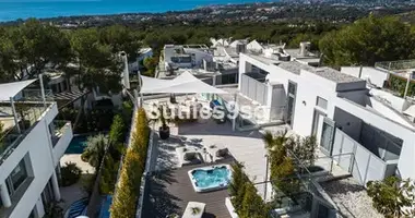 4 bedroom house in Marbella, Spain