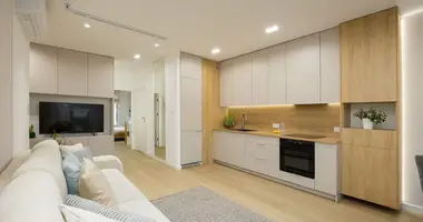 Квартира 3 комнаты в Варшава, Польша