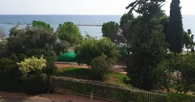 Apartamento 4 habitaciones en Koinoteta Agiou Tychona, Chipre