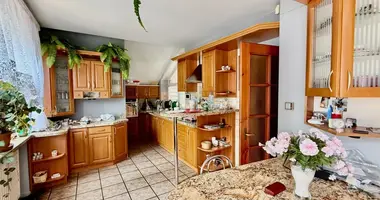 Casa en Varsovia, Polonia