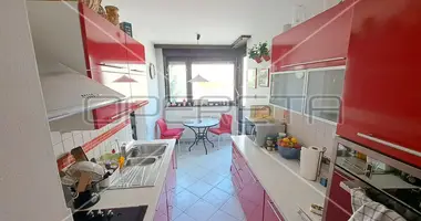 Apartamento 3 habitaciones en Lucko, Croacia