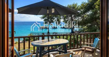 Villa 3 rooms in Loutra, Greece