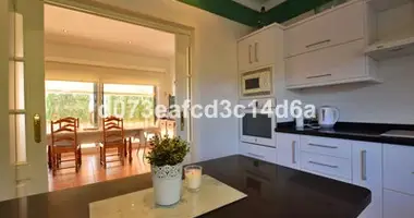 6 bedroom house in Spain