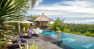 Villa 10 bedrooms in Jimbaran, Indonesia
