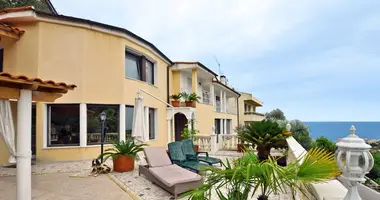 3 bedroom villa in France