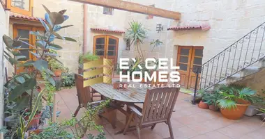 Casa 5 habitaciones en Qormi, Malta