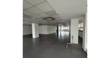 Nieruchomości komercyjne 900 m² w Tirana Municipality, Albania