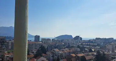Apartamento 3 habitaciones en Budva, Montenegro