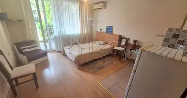 Квартира 1 комната в Несебр, Болгария