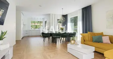 Casa 4 habitaciones en Lepsama, Finlandia