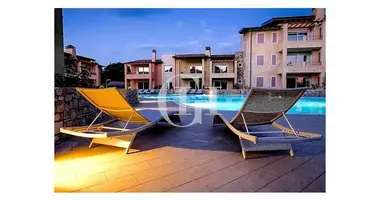 2 bedroom apartment in Calcinato, Italy