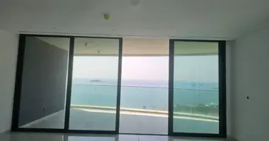 Mieszkanie 3 pokoi w Limassol, Cypr