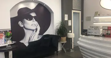 Коммерческое помещение 100 м² в Тирана, Албания