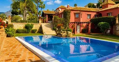 8 bedroom House in Benalmadena, Spain