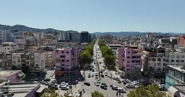 Mieszkanie 2 pokoi w Tirana Municipality, Albania