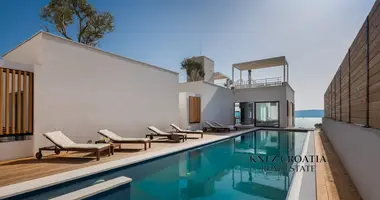 Casa 7 habitaciones en Grad Omis, Croacia