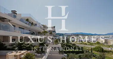 3 bedroom apartment in Estepona, Spain