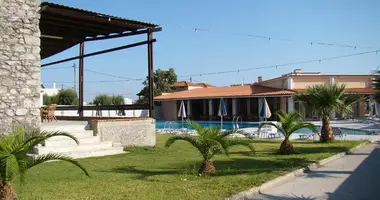 Hotel 98 000 m² in Mesotopos, Griechenland