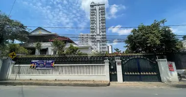 Villa de 5 habitaciones en Sangkat Phsar Daeum Thkov, Camboya