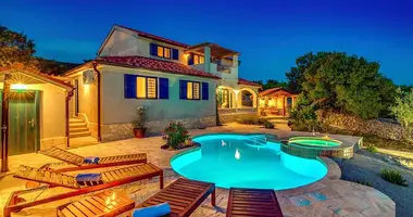 Casa 4 habitaciones en Smrika, Croacia