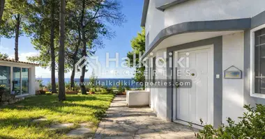 Villa 4 rooms in Kassandra Municipality, Greece