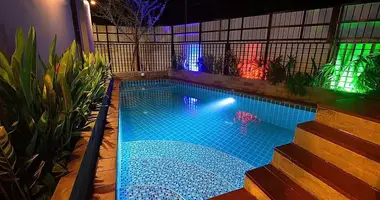 Maison 5 chambres dans Huai Yai, Thaïlande