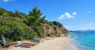 Plot of land in Neos Marmaras, Greece