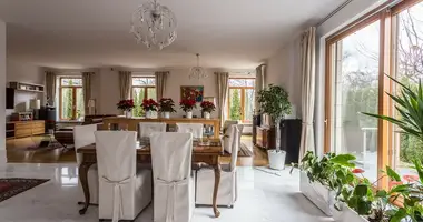 Dom 6 pokojów w Warszawa, Polska