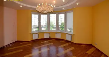 Квартира 3 комнаты в Минск, Беларусь