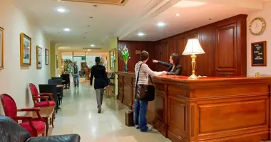 3-star hotel for sale, 72 rooms, near the Sadao border checkpoint (Dan Nok), Songkhla Province, Thailand, next to Malaysia. dans Ban Thai Changlon, Thaïlande