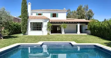 4 room house in Malaga, United States