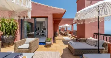 4 bedroom apartment in Mijas, Spain