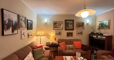 Квартира 2 комнаты в Тирана, Албания