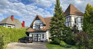 8 room house in Priedkalne, Latvia