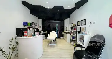 Propiedad comercial 30 m² en Tirana Municipality, Albania