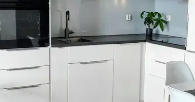 Commercial property 28 m² in Warsaw, Poland